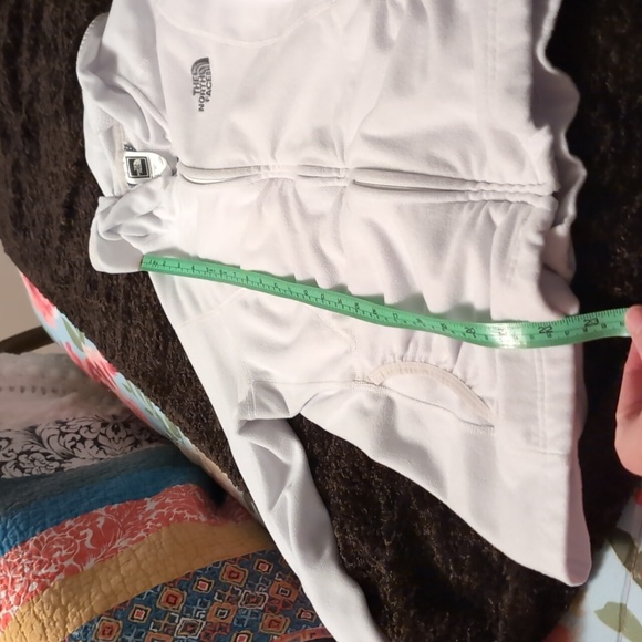 The North Face Women's White Hoodie - Picture 10 of 12